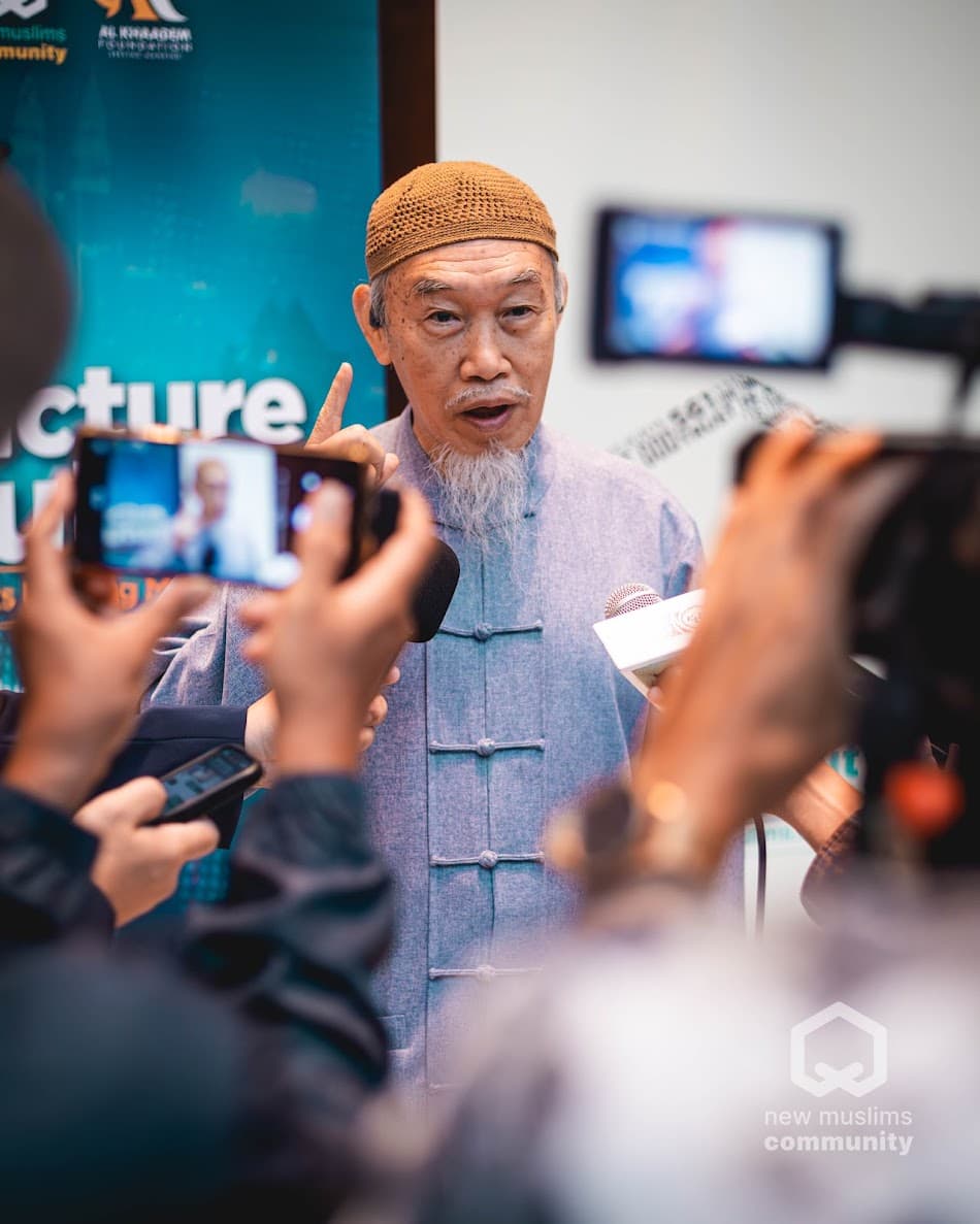 Dato’ (Dr.) Sheikh Hussain Yee